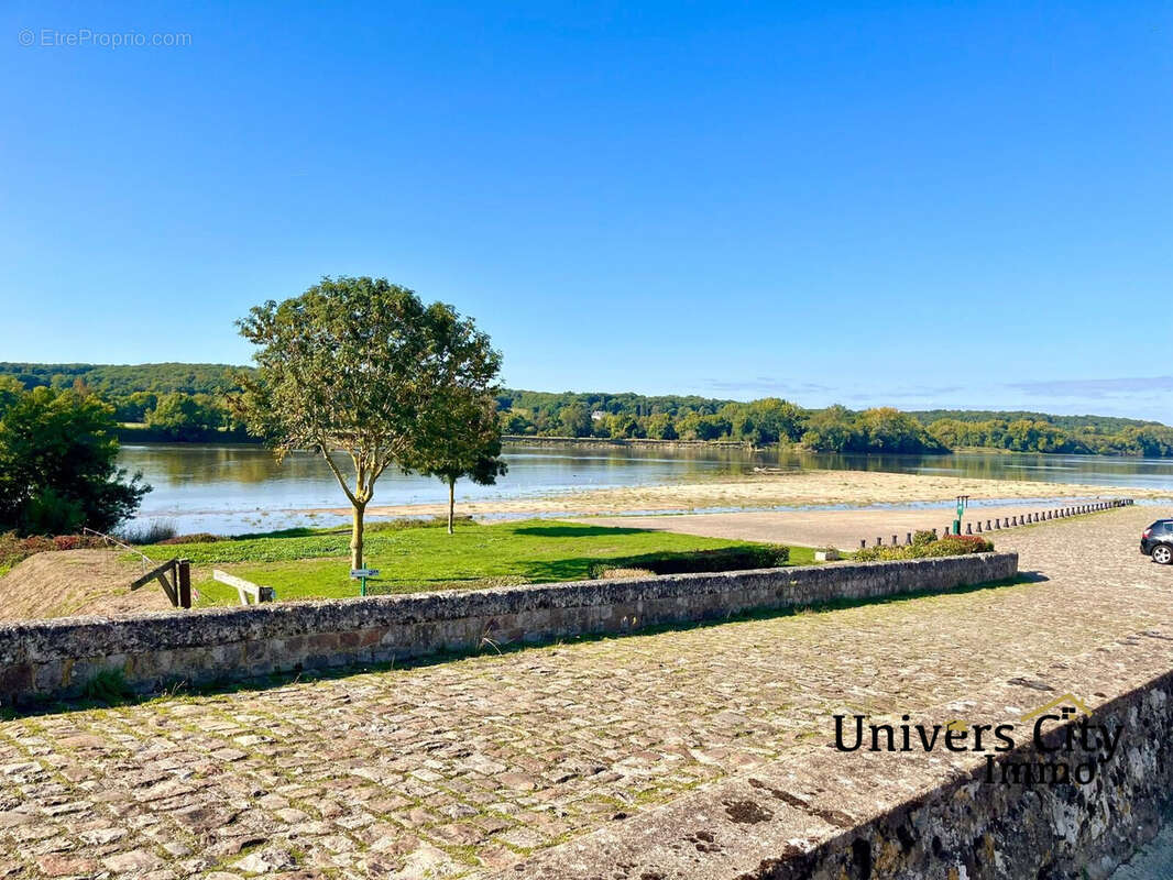 Maison à SAINT-CLEMENT-DES-LEVEES