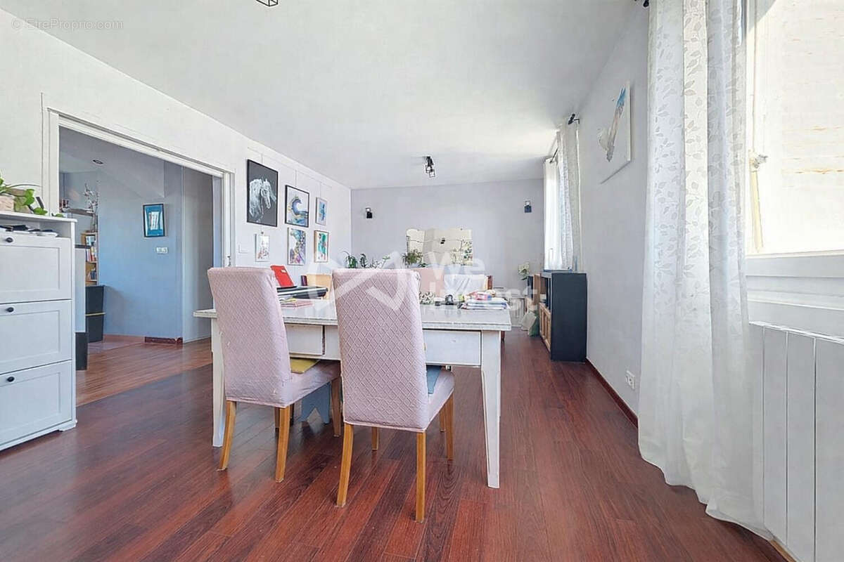 Appartement à BOURG-LES-VALENCE