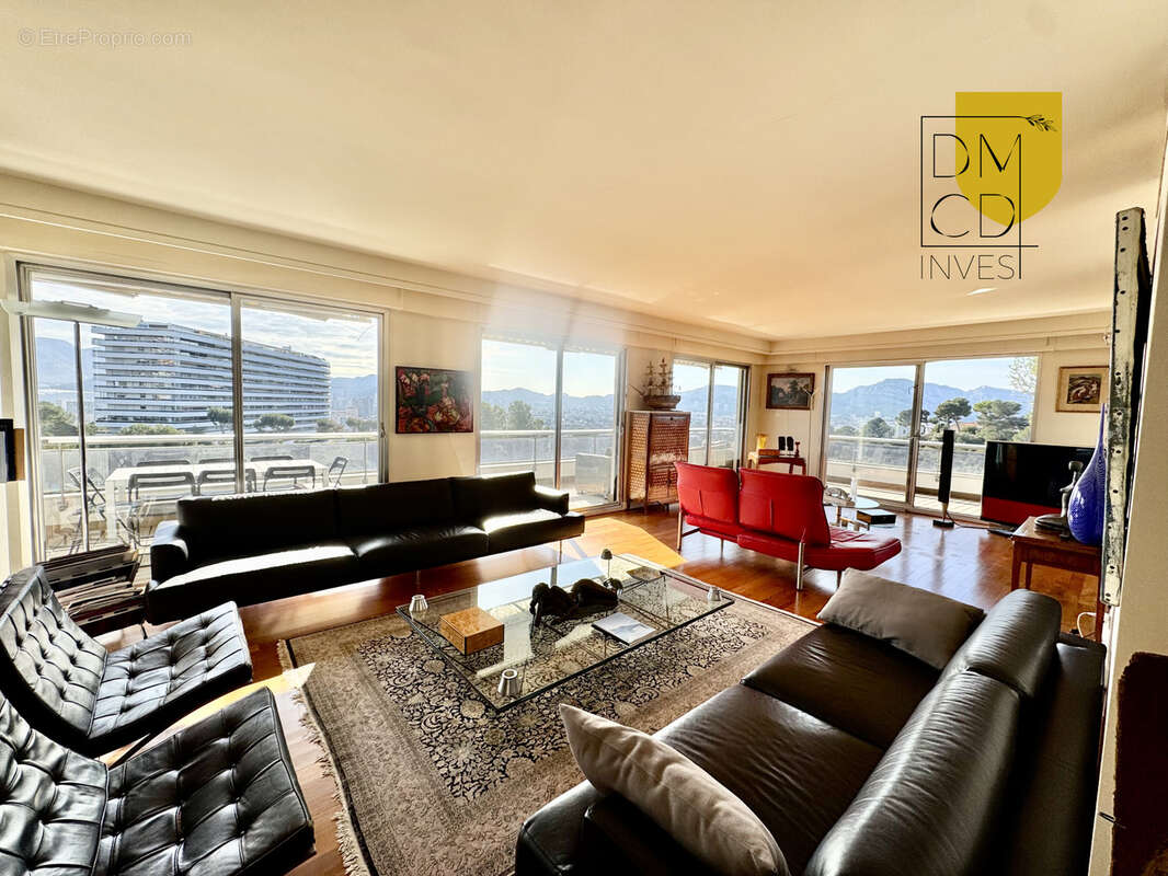 Appartement à MARSEILLE-8E