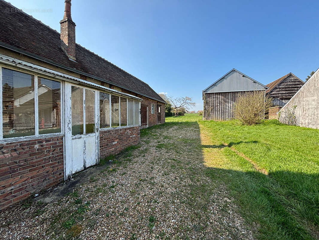 Maison à LA BAZOCHE-GOUET