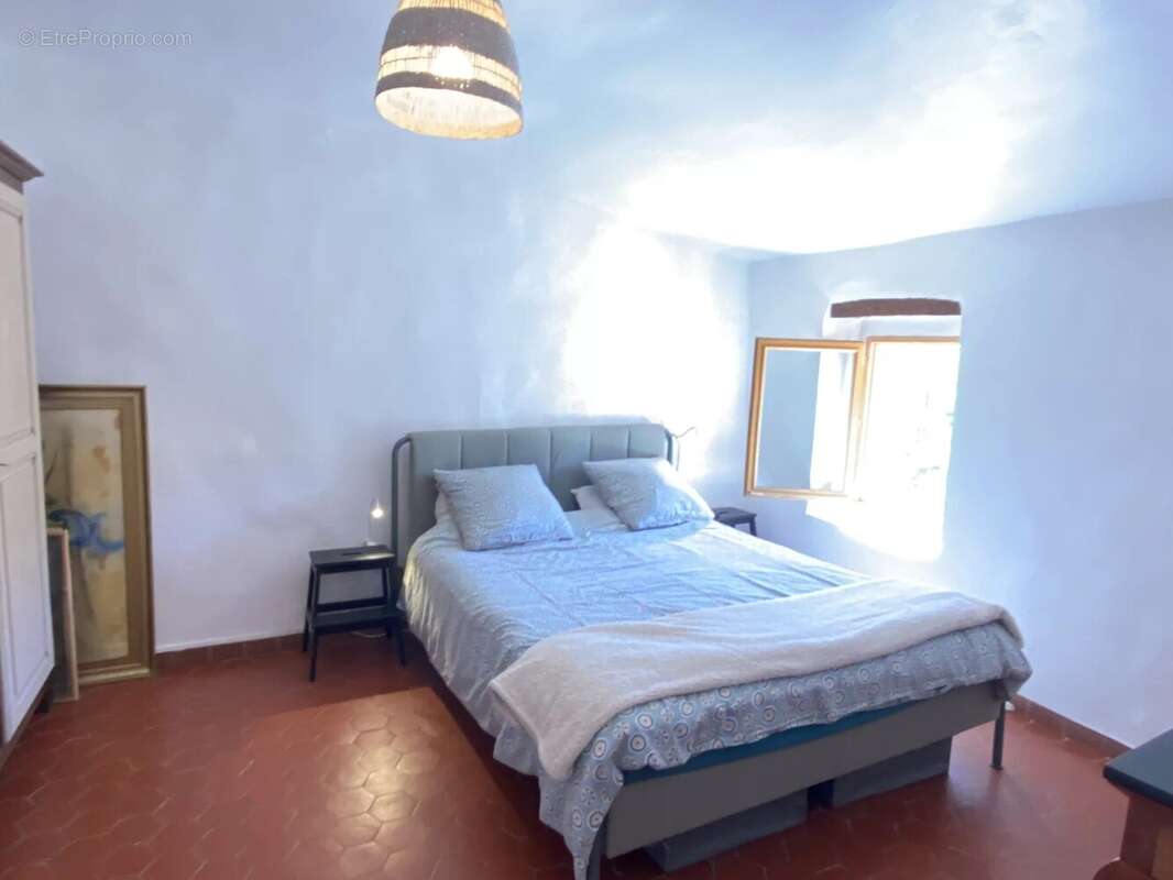 Maison à LA GARDE-FREINET