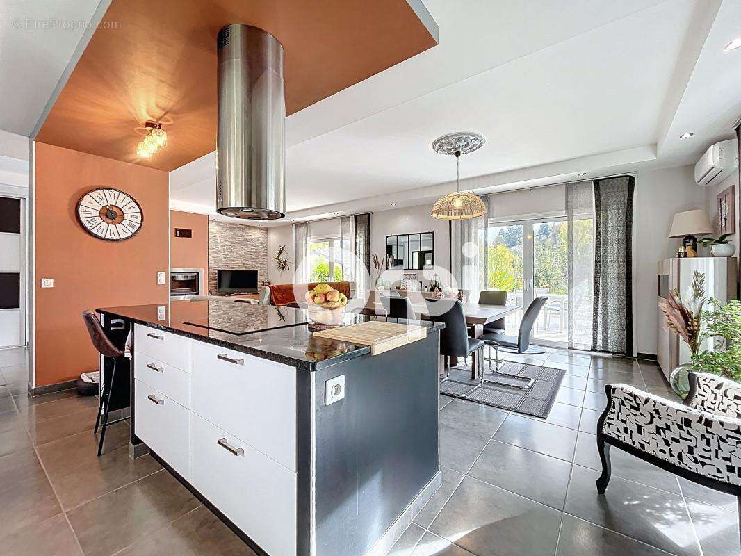 Maison à SAINTE-FORTUNADE