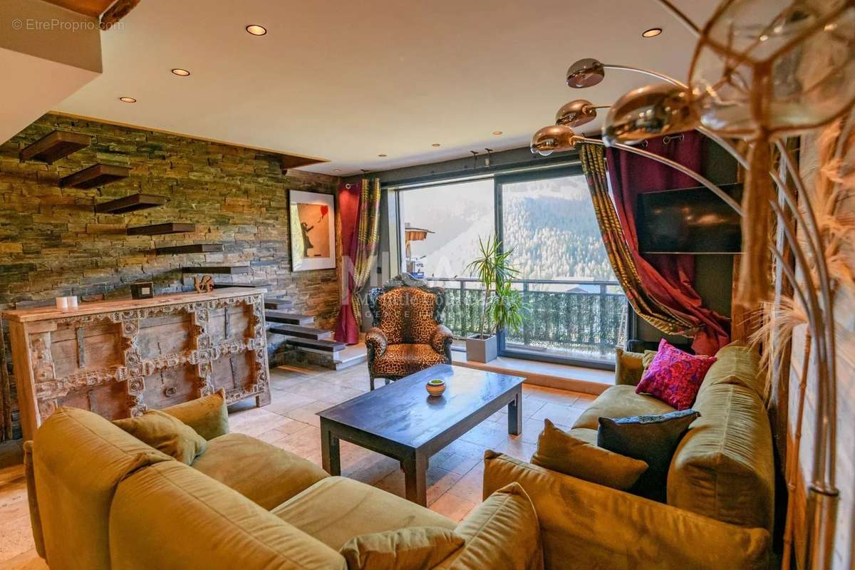 Appartement à SAINT-ETIENNE-DE-TINEE