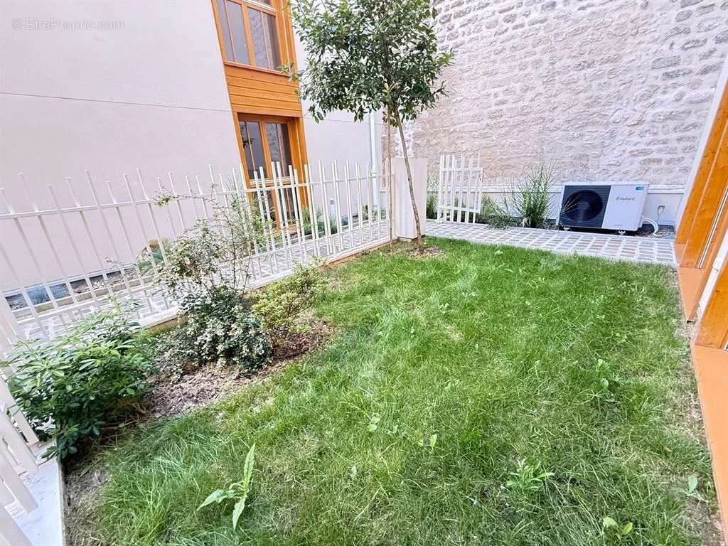 Appartement à PARIS-12E