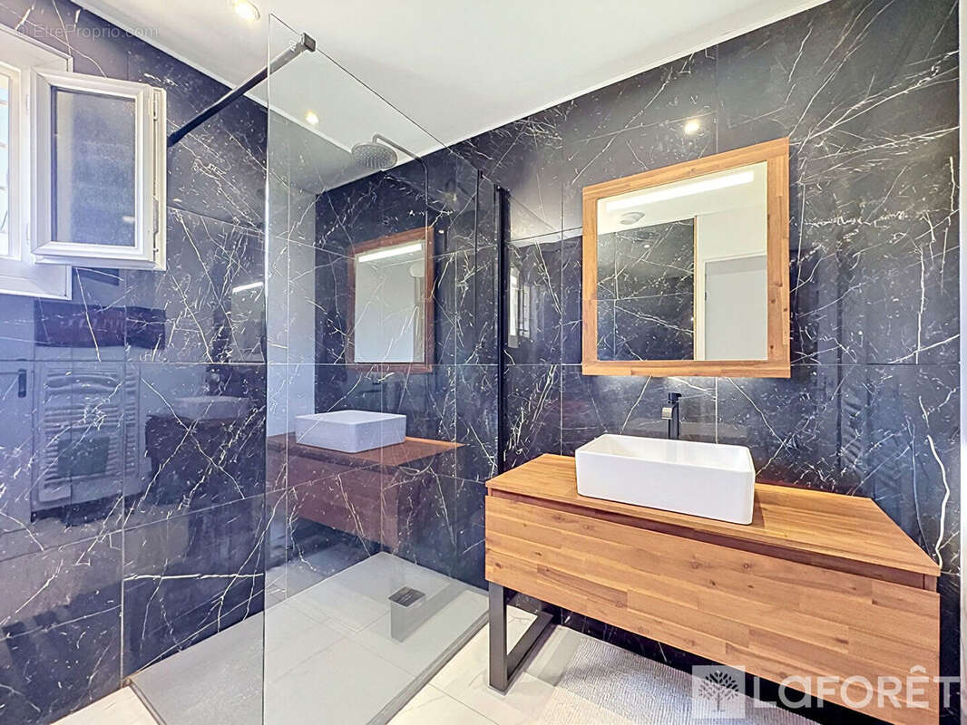 Maison Saint-yzan-de-soudiac 3 pièce(s) 85 m2 - photo 5