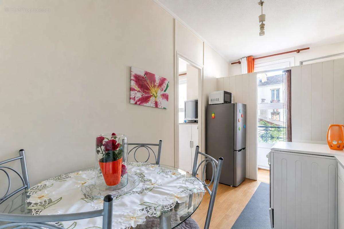 Appartement à CLICHY