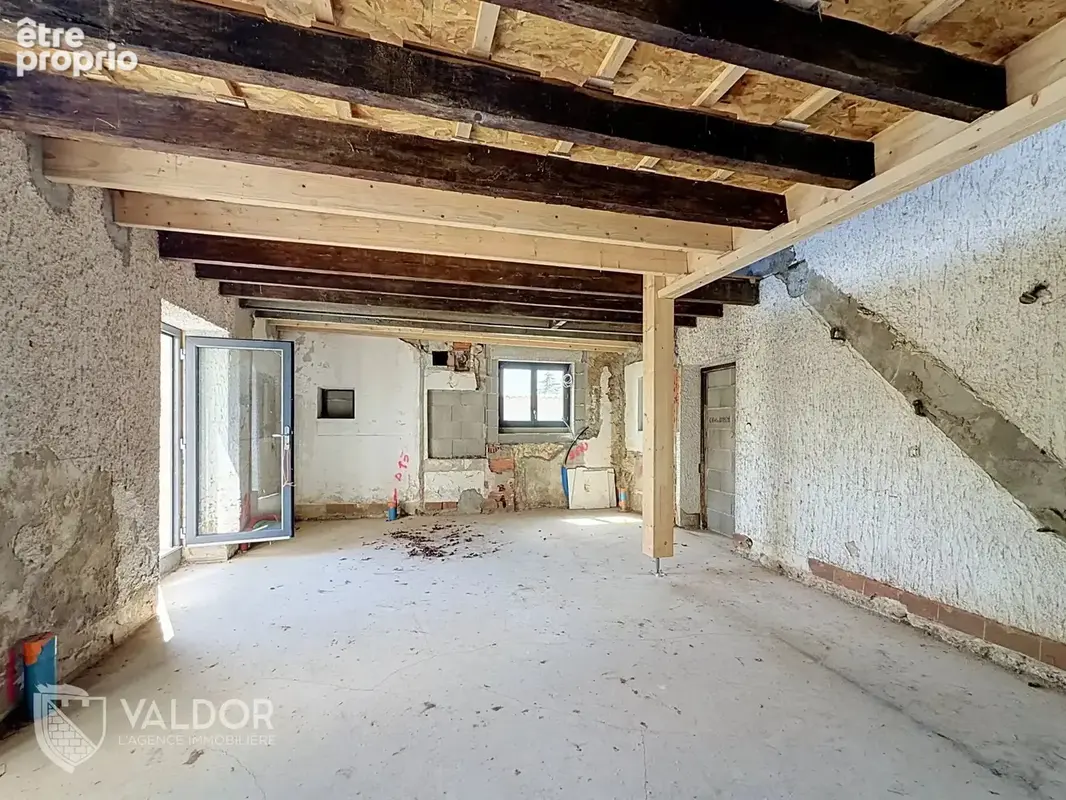 Maison 6 pièces 110 m² à vendre à Taponas (69220) - photo 2