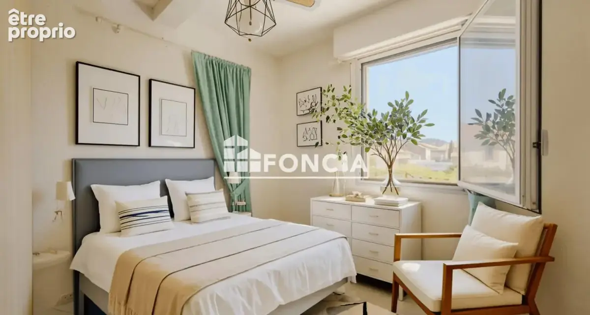 Rare à Carqueiranne : T3 atypique avec terrasse/veranda de 28 m² - photo 11