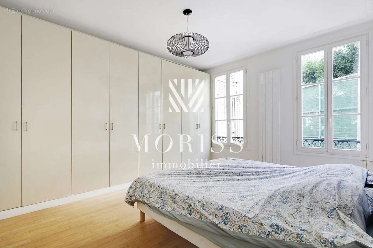 Appartement à PARIS-10E