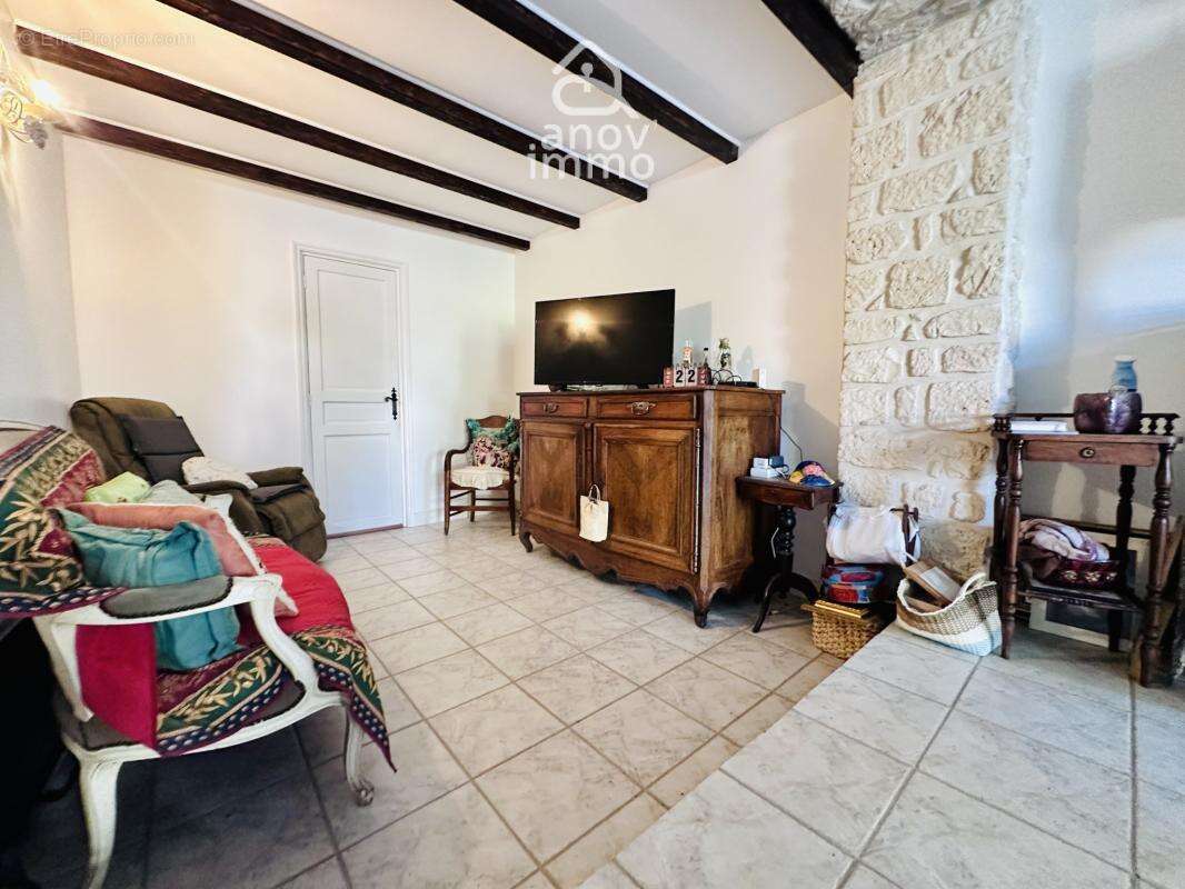 Maison à CHATEAUNEUF-SUR-CHARENTE