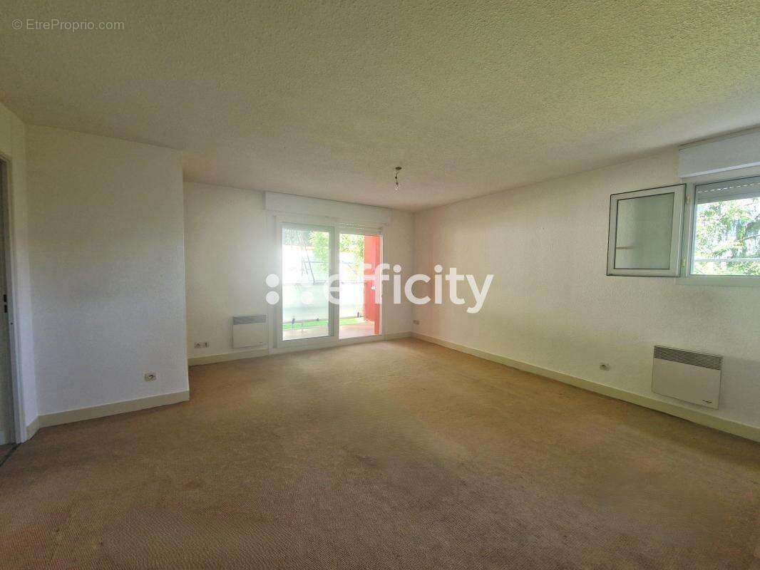 Appartement à SAINTES