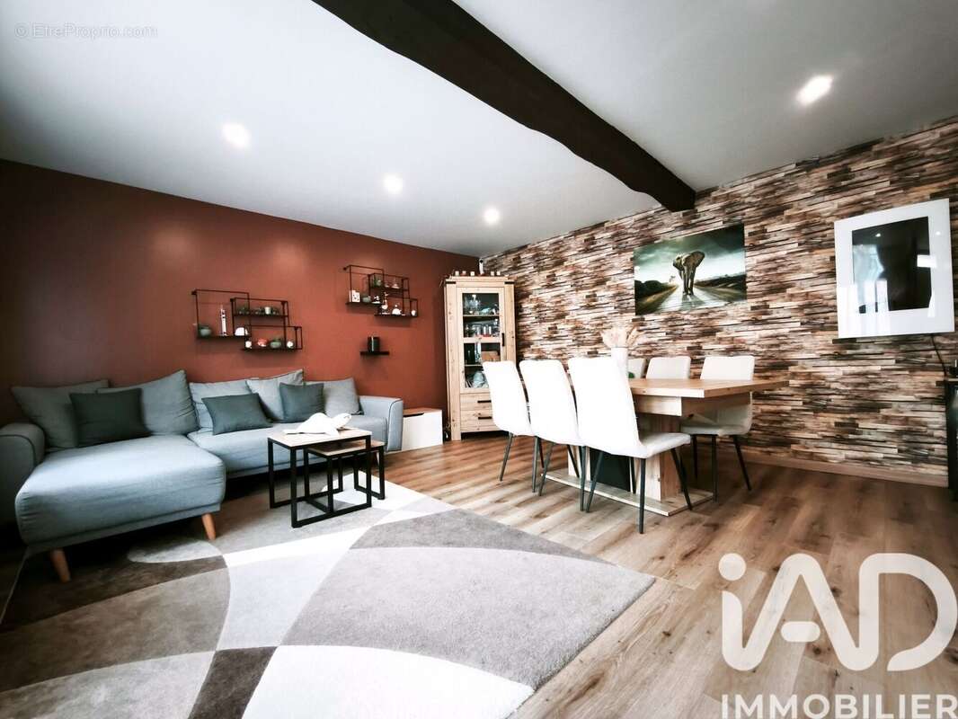 Photo 8 - Maison à BRUNEHAMEL