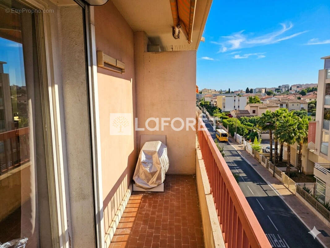 Appartement Saint Laurent Du Var 1 pièce(s) 33 m2 - photo 2