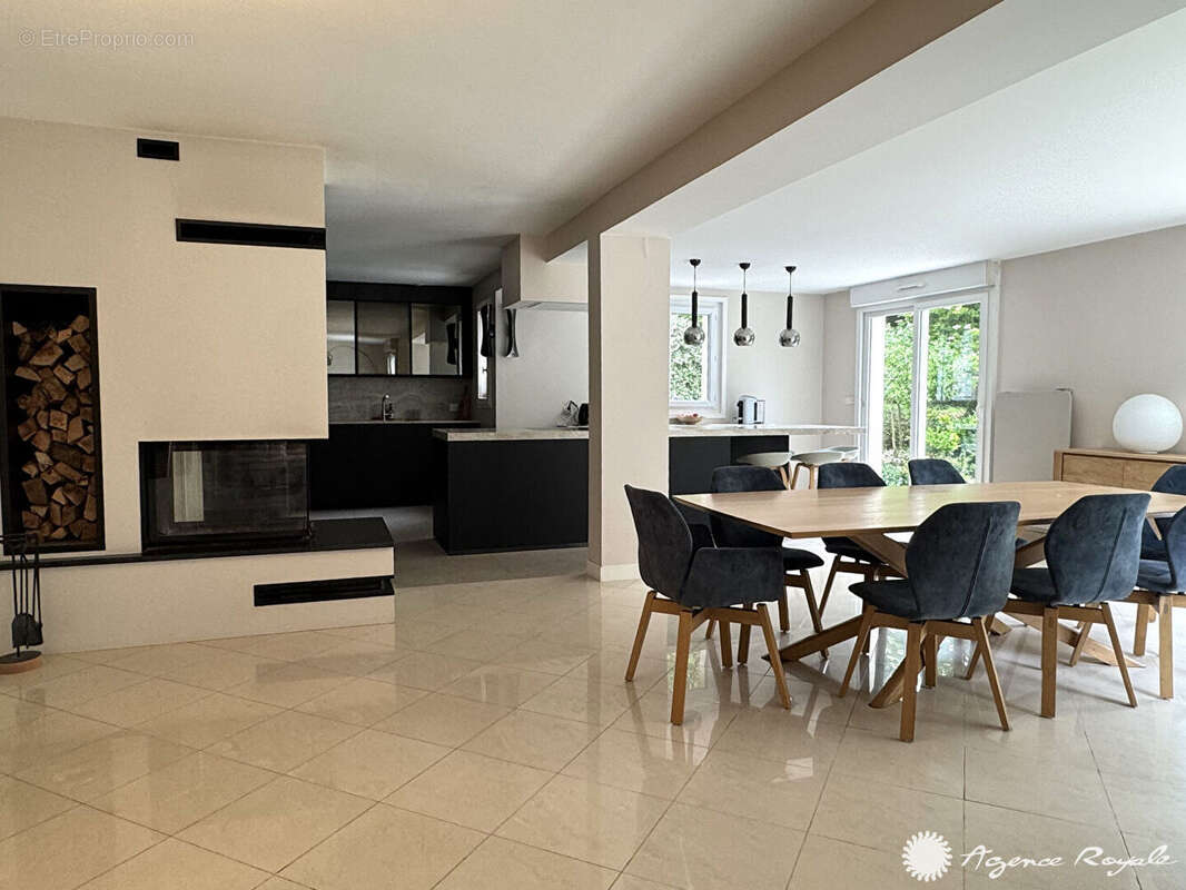 Maison à SAINT-GERMAIN-EN-LAYE