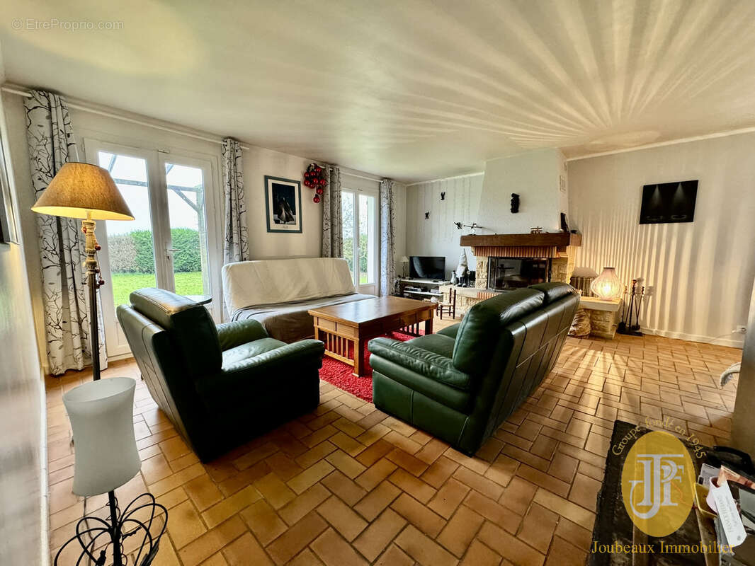Maison à TILLY