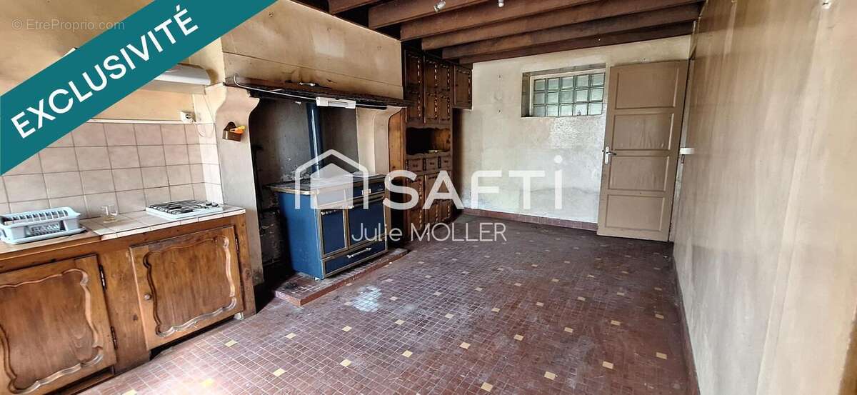 Photo 2 - Maison à LA POUGE