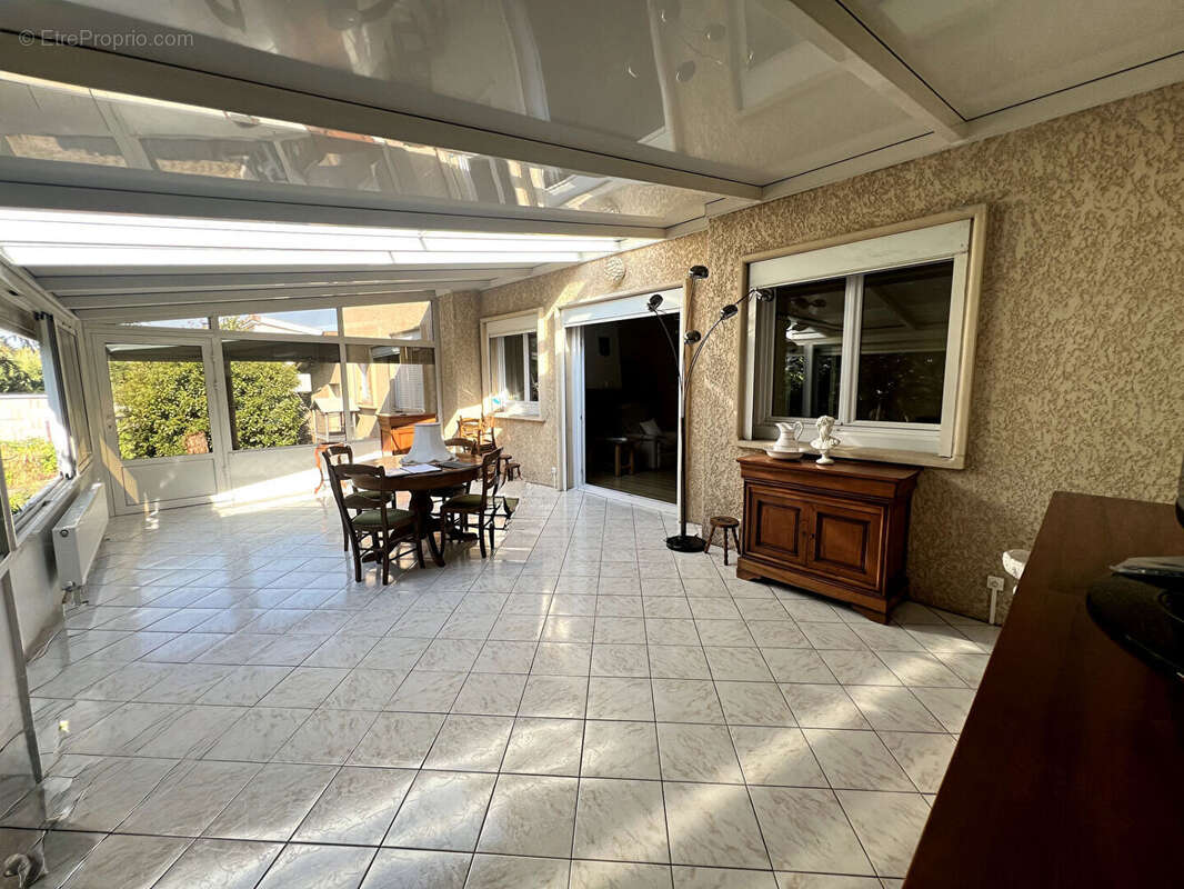 Exclusivité - Maison 113m² avec terrain 550m² - Vénissieux Charreard - photo 4
