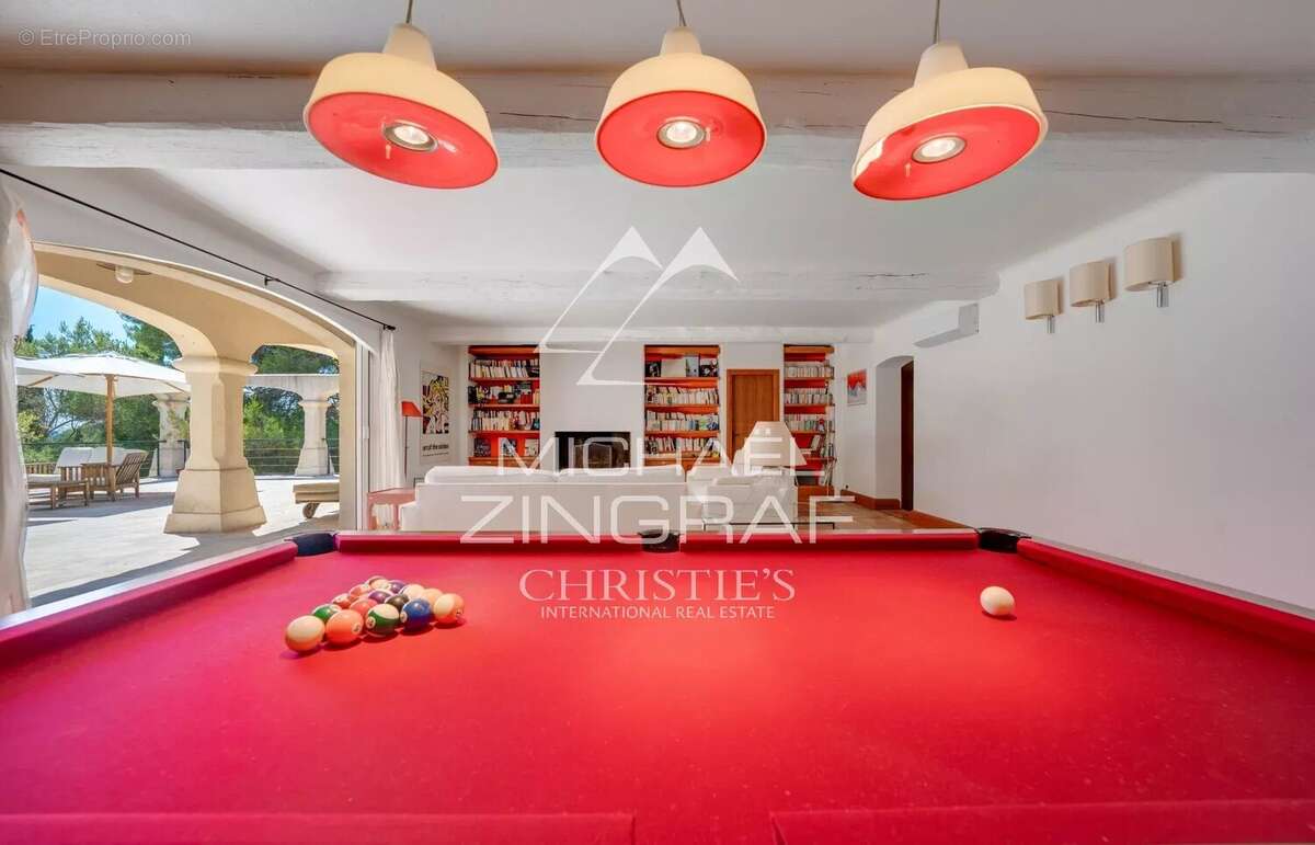 Exclusivité Propriété avec piscine et tennis - photo 7