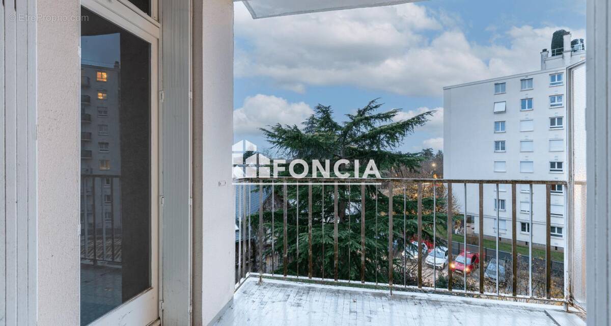 Appartement à OLIVET