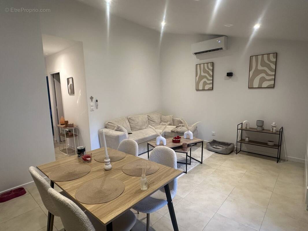 Appartement à SAINT-MAXIMIN-LA-SAINTE-BAUME