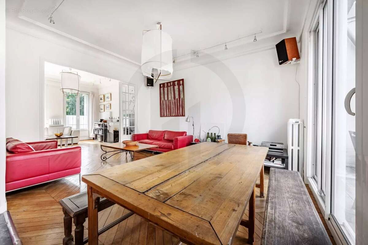 Maison à IVRY-SUR-SEINE