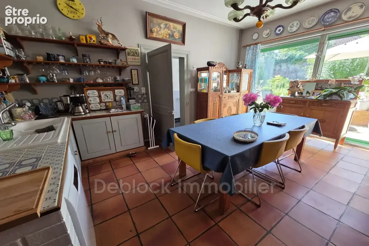 Maison 6 pièces 267 m² à vendre à Bergues (59380) - photo 2