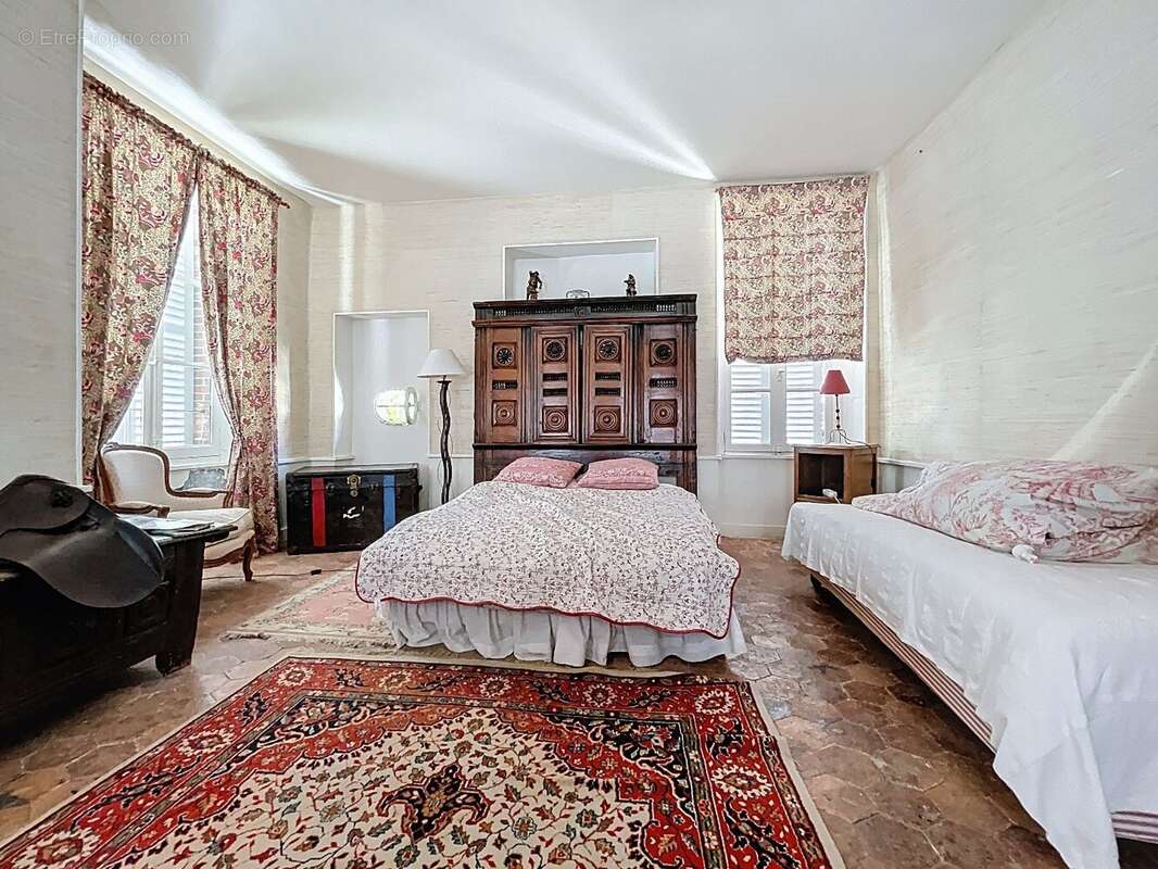 Maison à CHUELLES