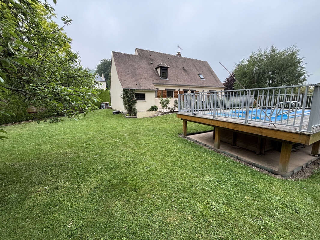 Maison à ATTICHY