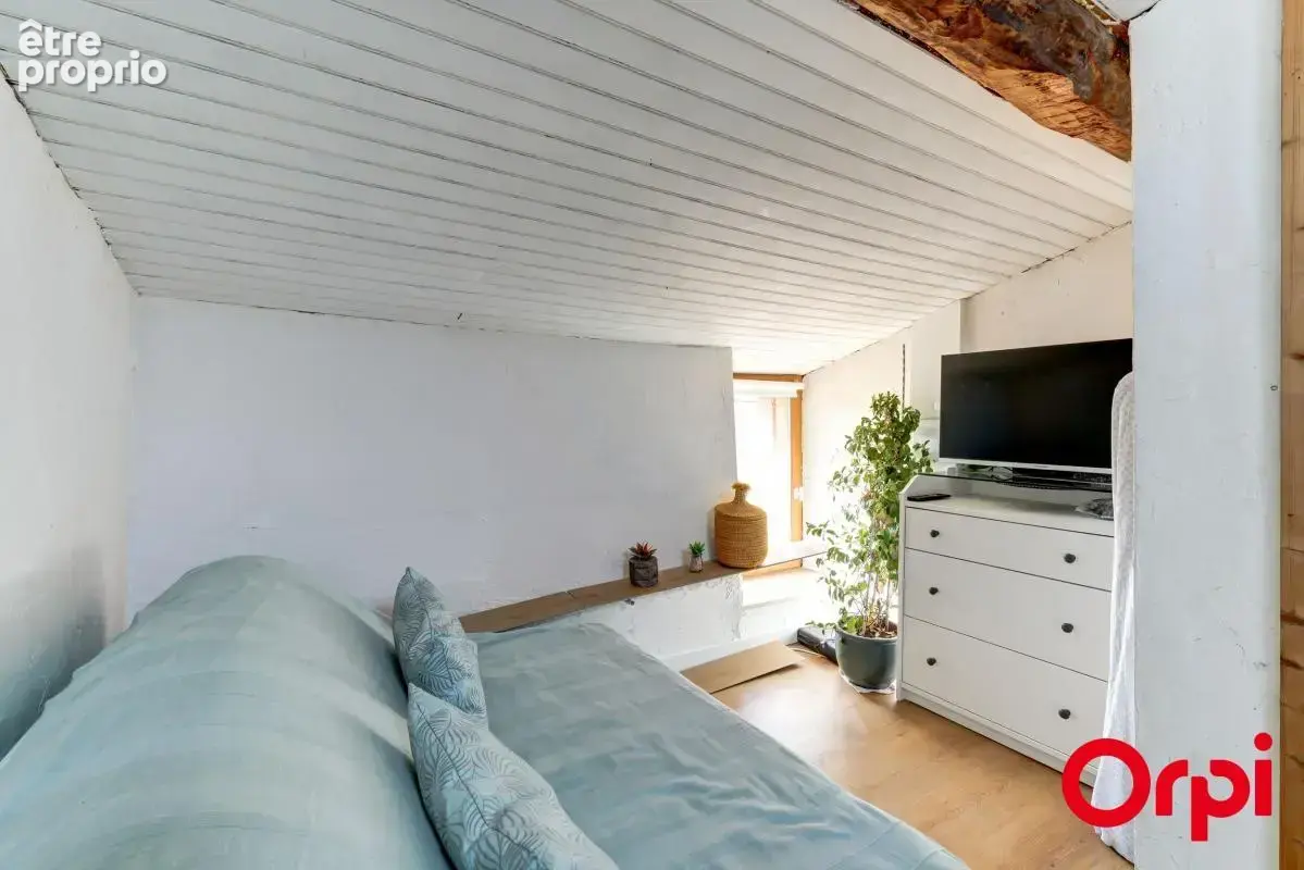 Maison de ville de caractère de 150 m² avec terrasse et jardin au cœur de Grézieu-la-Varenne - photo 19