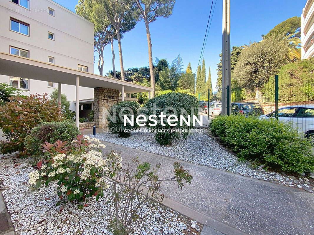 Appartement à LE CANNET