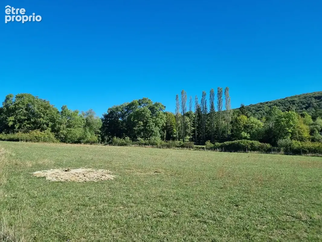 Terrain à REVONNAS