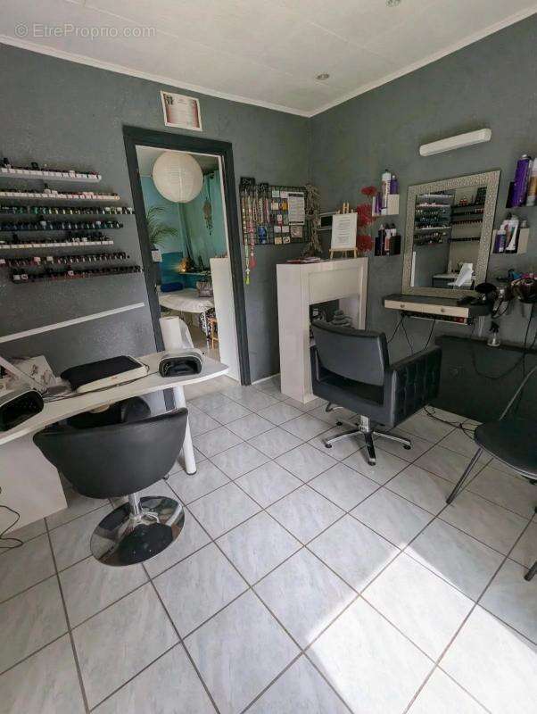 Maison à VEAUCHETTE