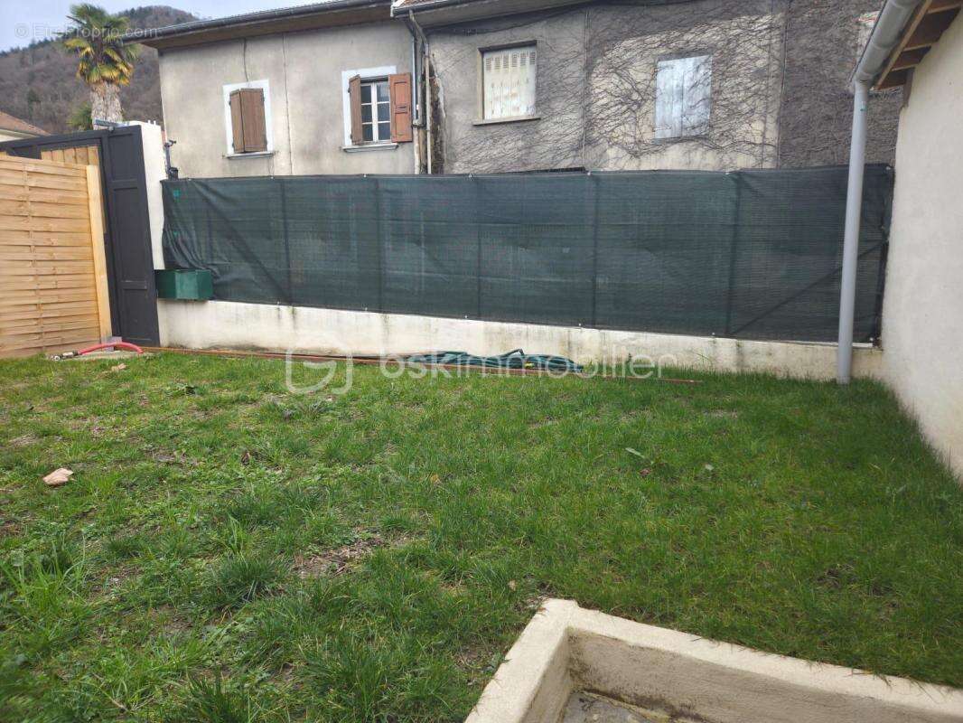 Maison à VILLARD-BONNOT