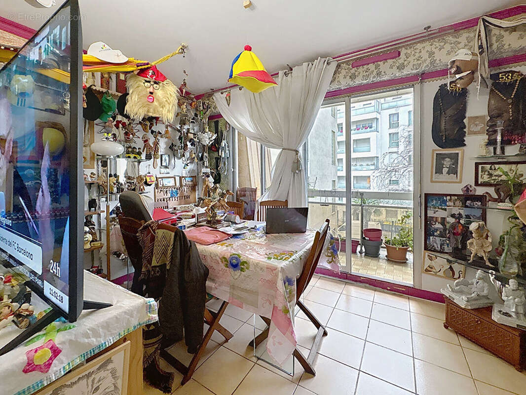Appartement à ROSNY-SOUS-BOIS