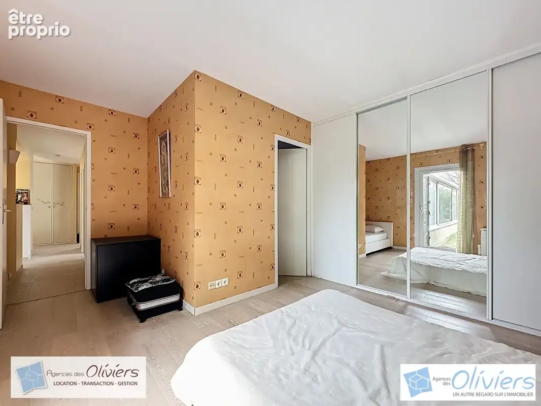 Maison 116 m² à Voisins-Le-Bretonneux  - photo 4