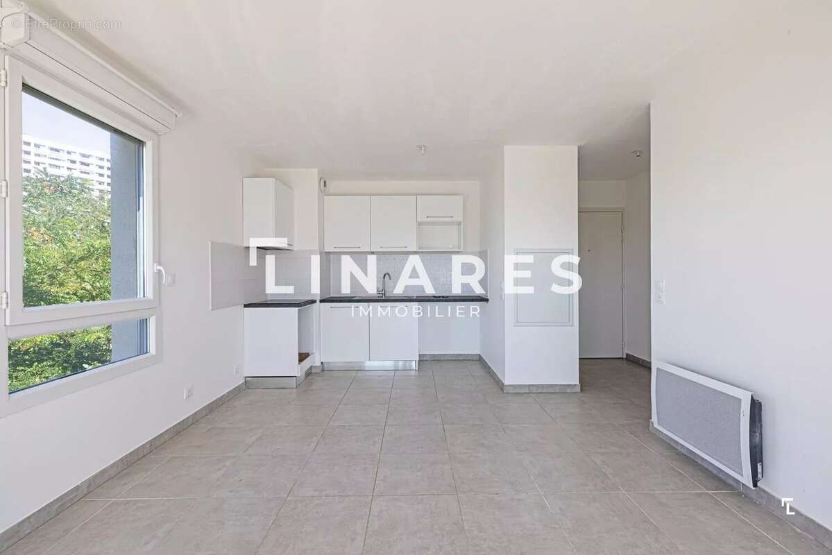 Appartement à MARSEILLE-9E