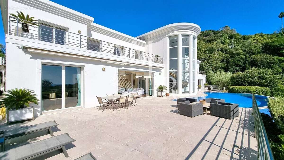 Maison à CANNES