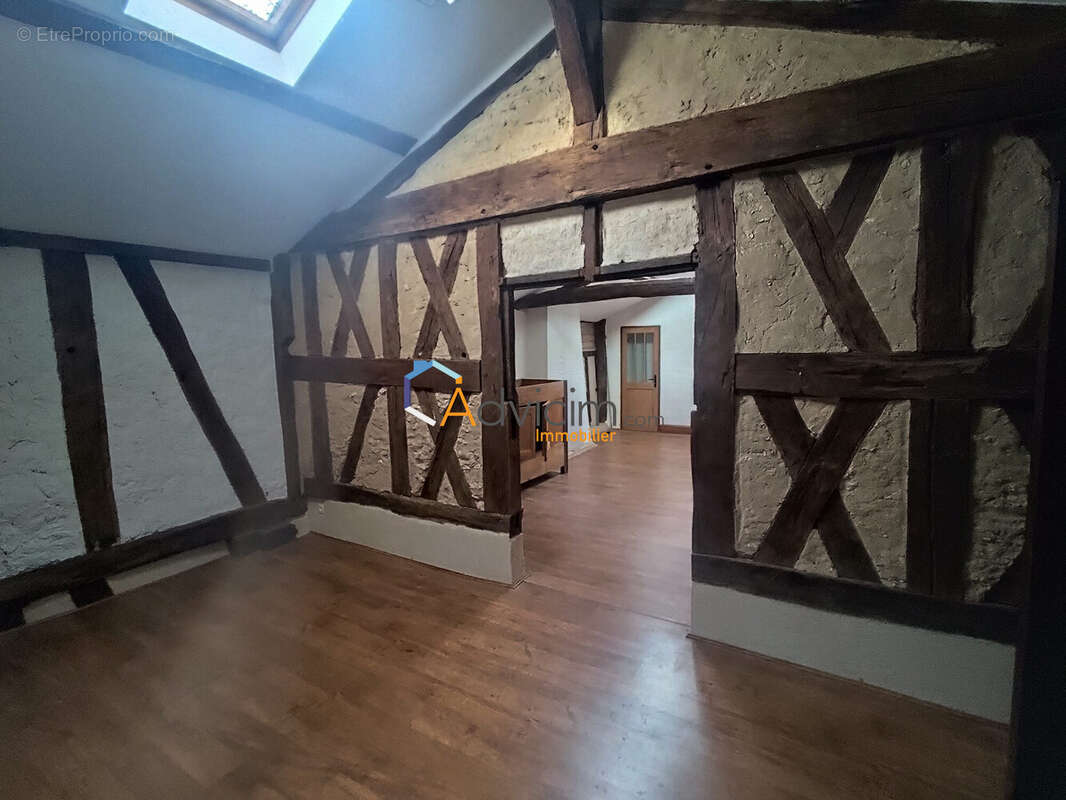 Maison à COCUMONT