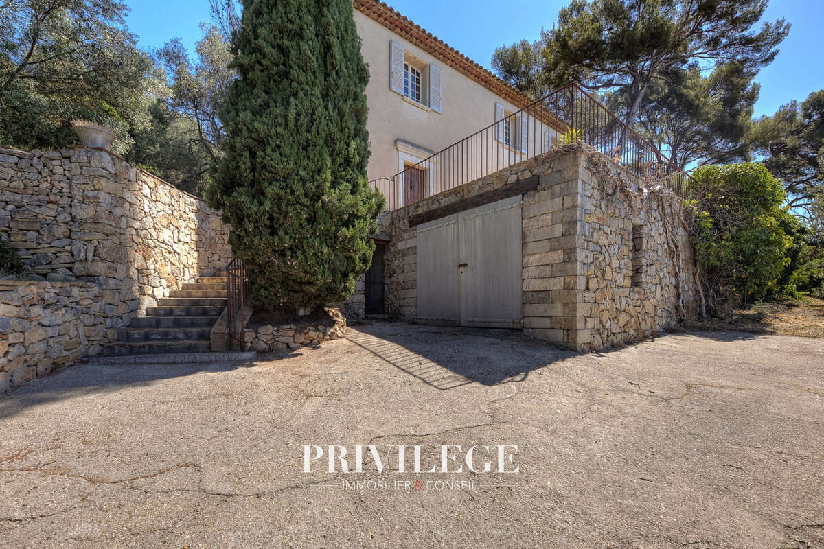 Maison à OLLIOULES