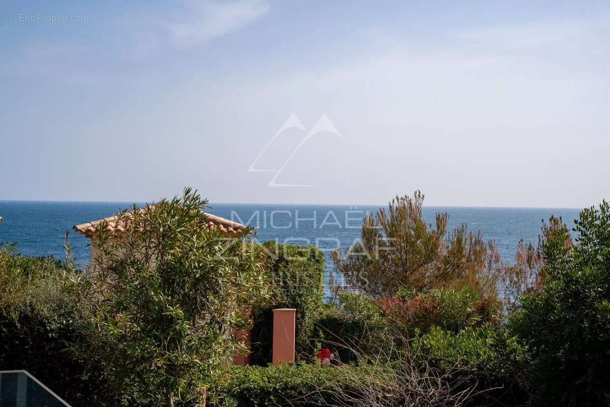 Maison à CAVALAIRE-SUR-MER