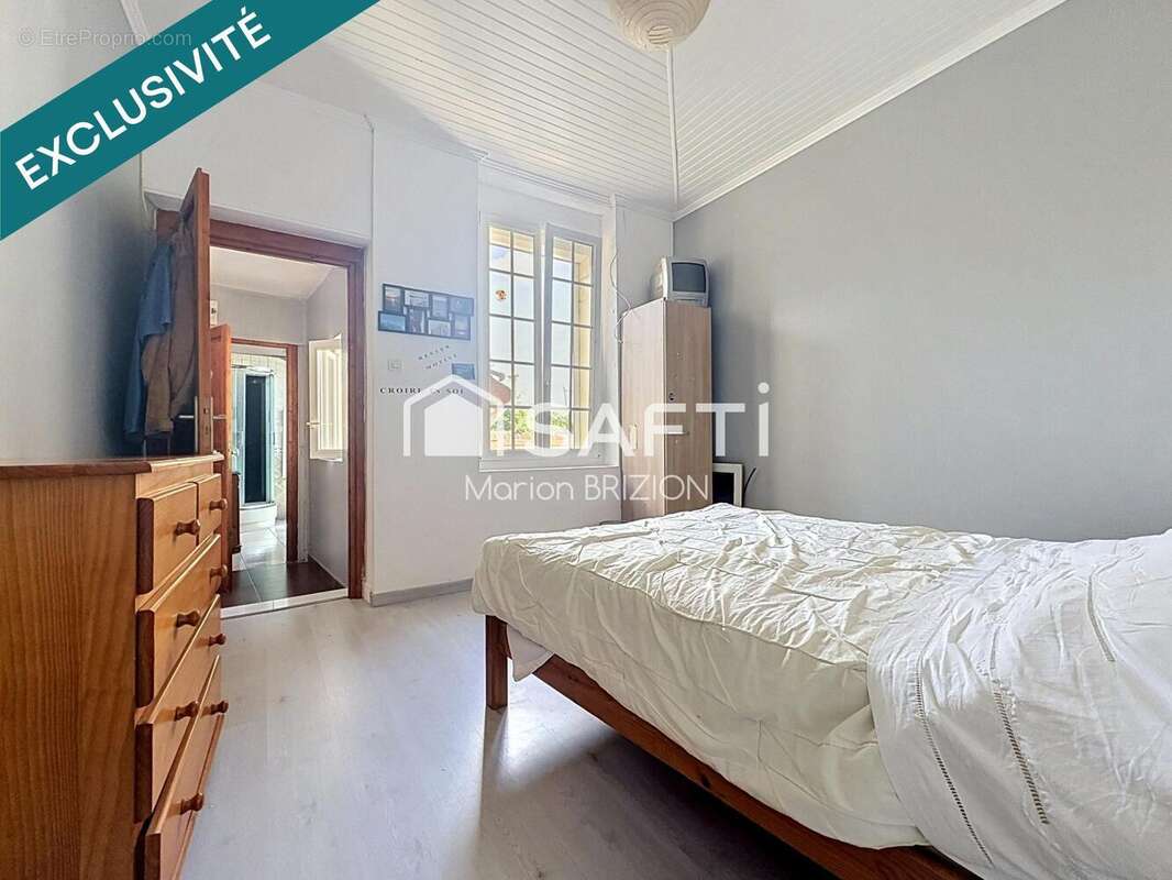 Maison 115 m² à Saint-Gilles  - photo 7