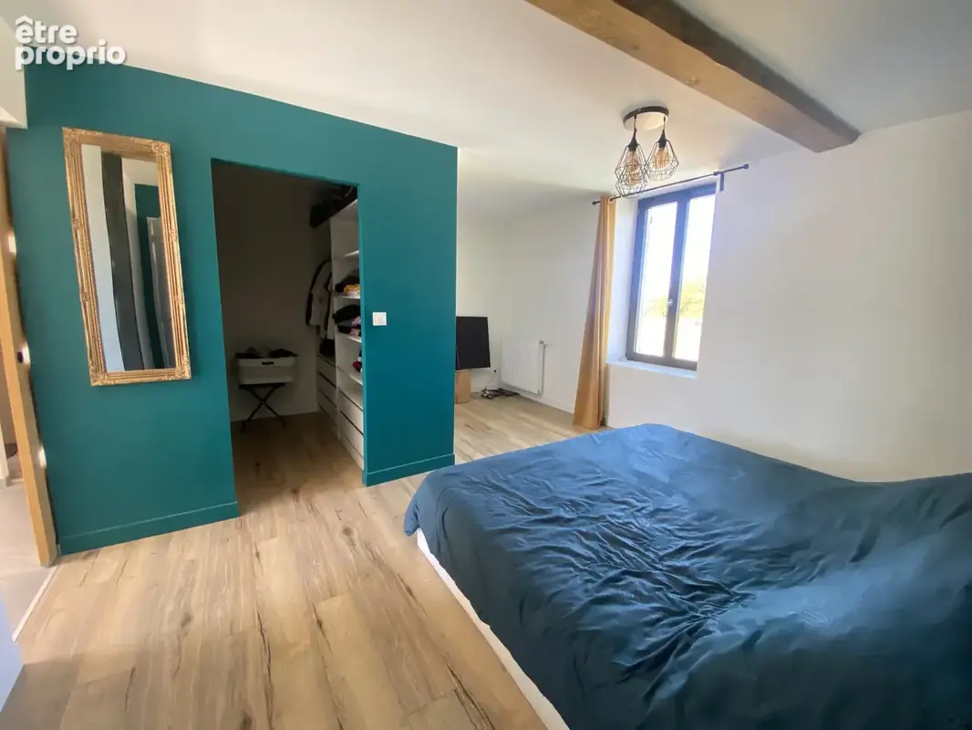 Maison familiale avec piscine à Saint-André-le-Puy — 226 m2 sur 930 m2 clos et arboré - photo 12