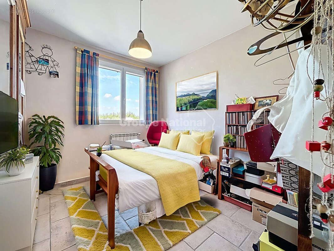 Maison à FONTVIEILLE