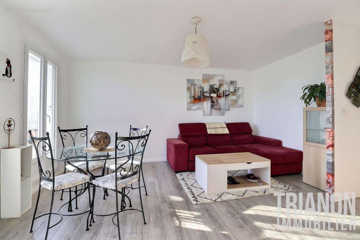 Appartement à CARRIERES-SOUS-POISSY