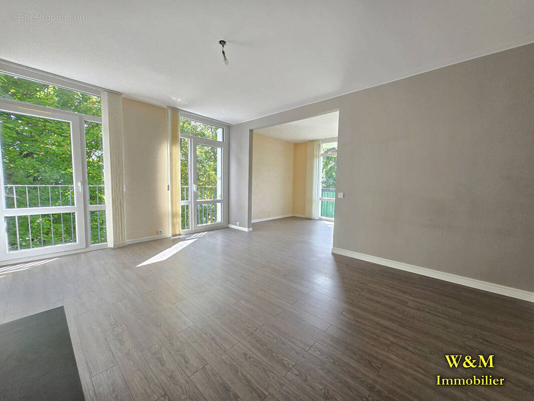 Appartement à RIS-ORANGIS