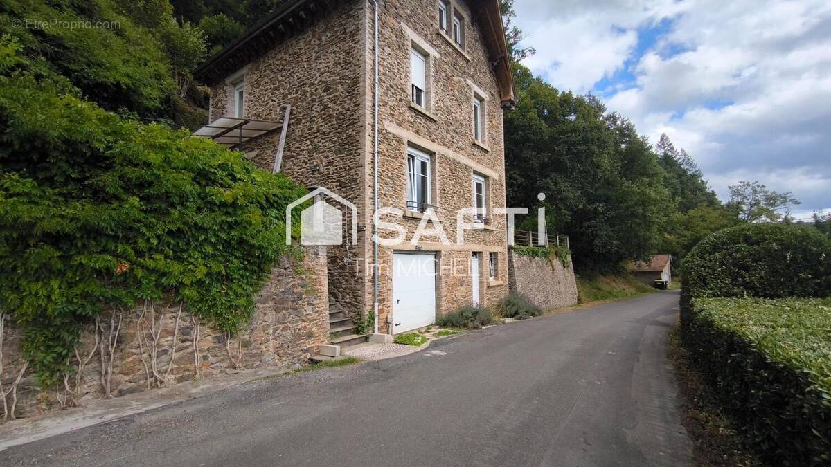 Photo 1 - Maison à FLAGNAC