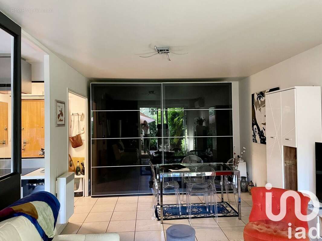Photo 9 - Appartement à ECULLY