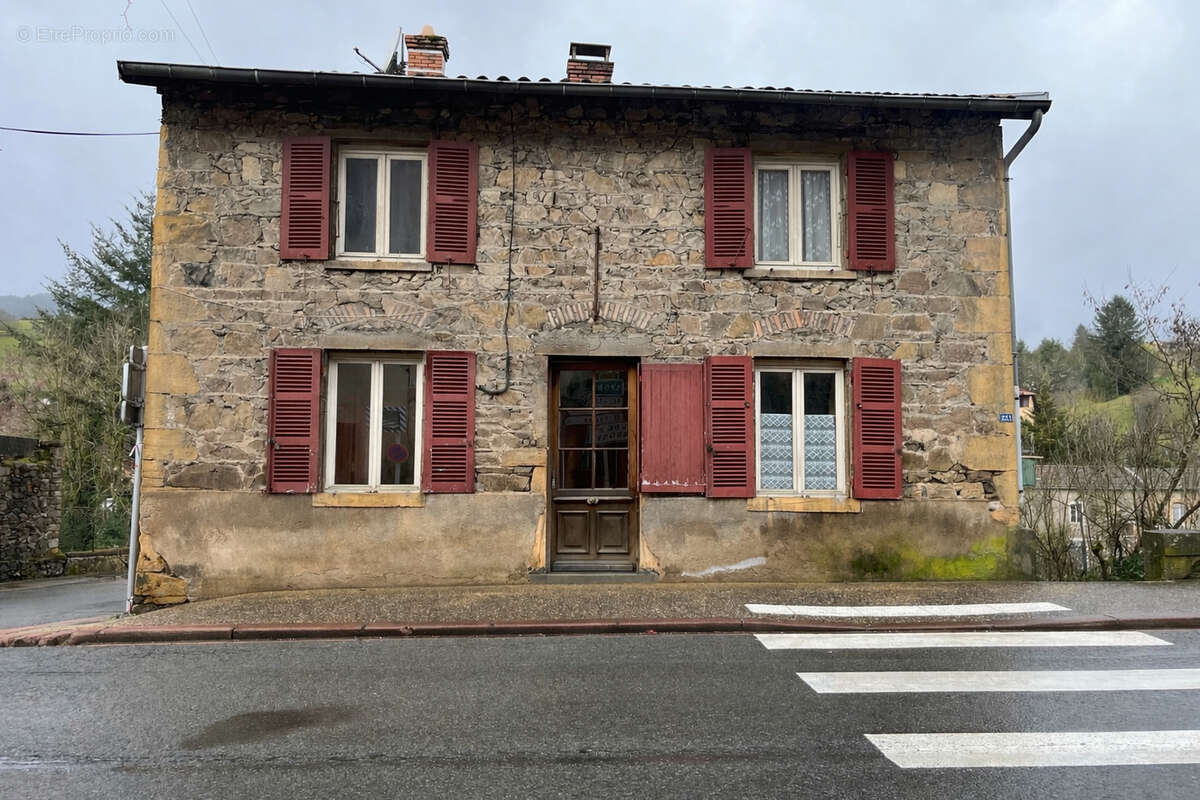 Maison Chamelet 7 pièce(s) 152 m2 - photo 2