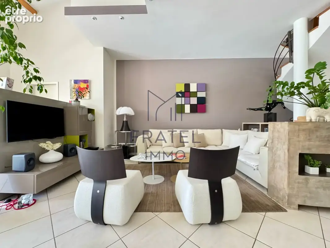 Élégante villa d'architecte T5 de 169 m2 avec piscine - photo 3