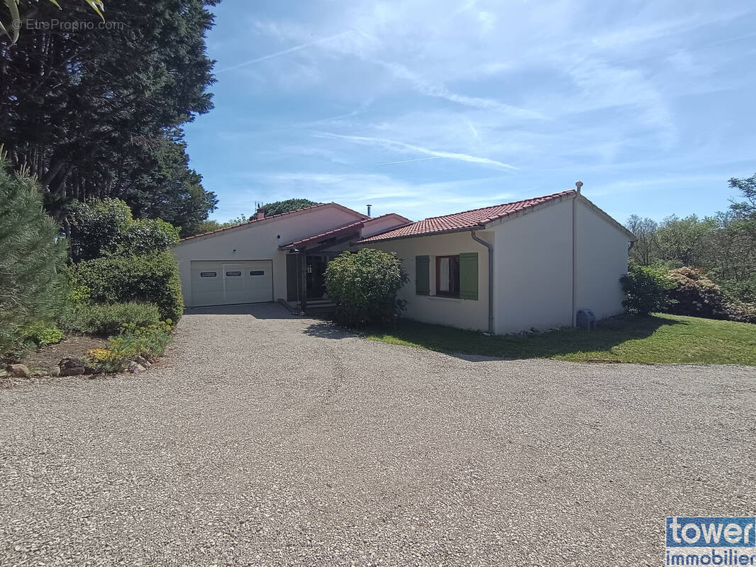 Maison à GRENADE